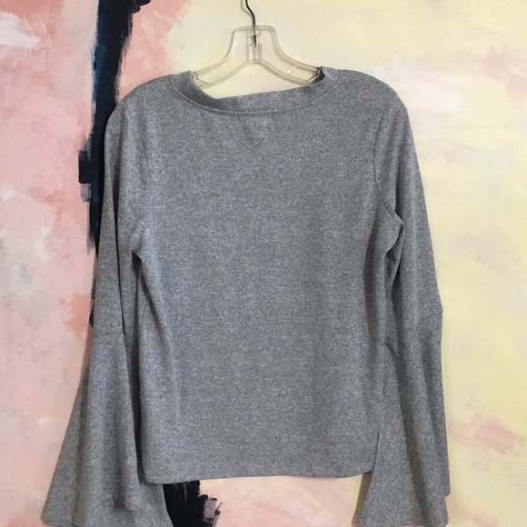 Sweater - Picture 2 of 4